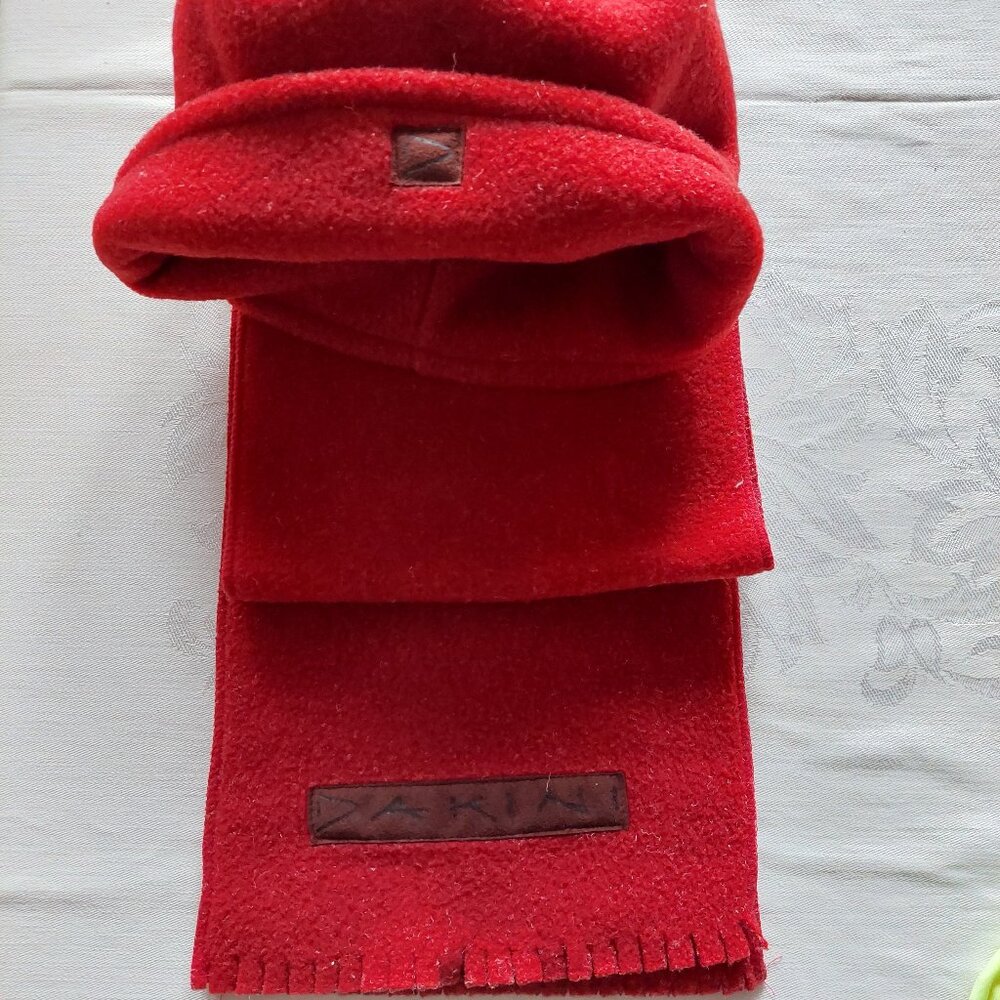 DAKINI Hat and Scarf Set, Size One Size